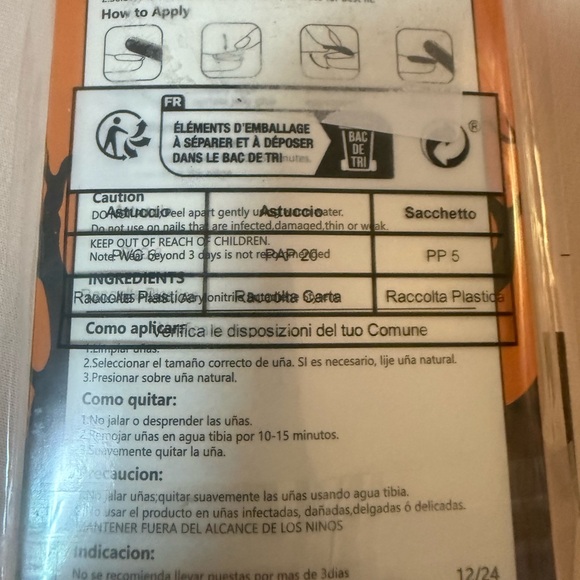 🎃 Long Oval Halloween Nails – Glue-On/Tab Nightmare Before Christmas Inspired 👻 - Picture 3 of 3